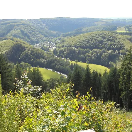 Beautiful And Authentic Cottage, Cleaning Included Casa vacanze Houffalize