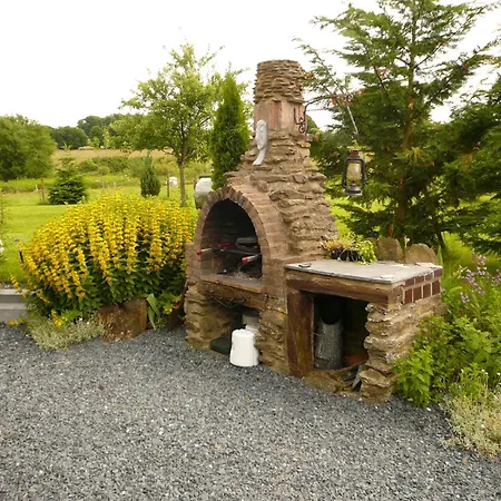 Beautiful And Authentic Cottage, Cleaning Included Houffalize