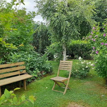 Дом отдыха Beautiful And Authentic Cottage, Cleaning Included